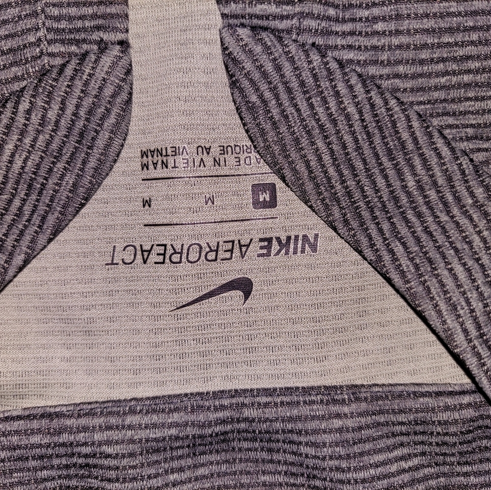 Nike Golf - Picture 2 of 4